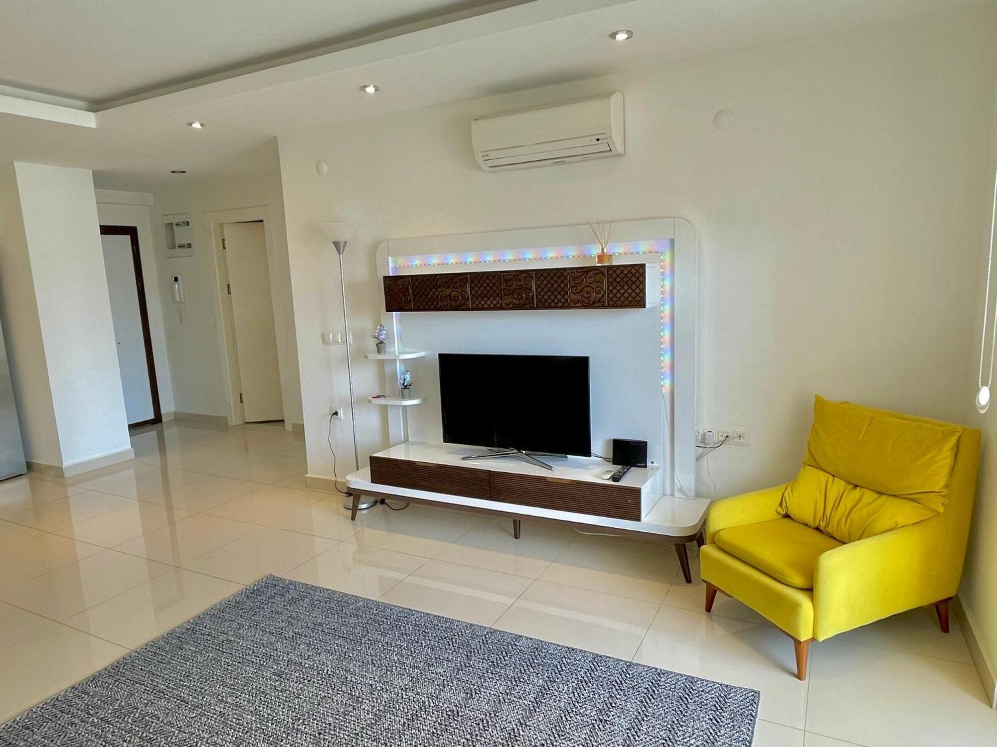 Sa Apartments! Sea View 500m To The